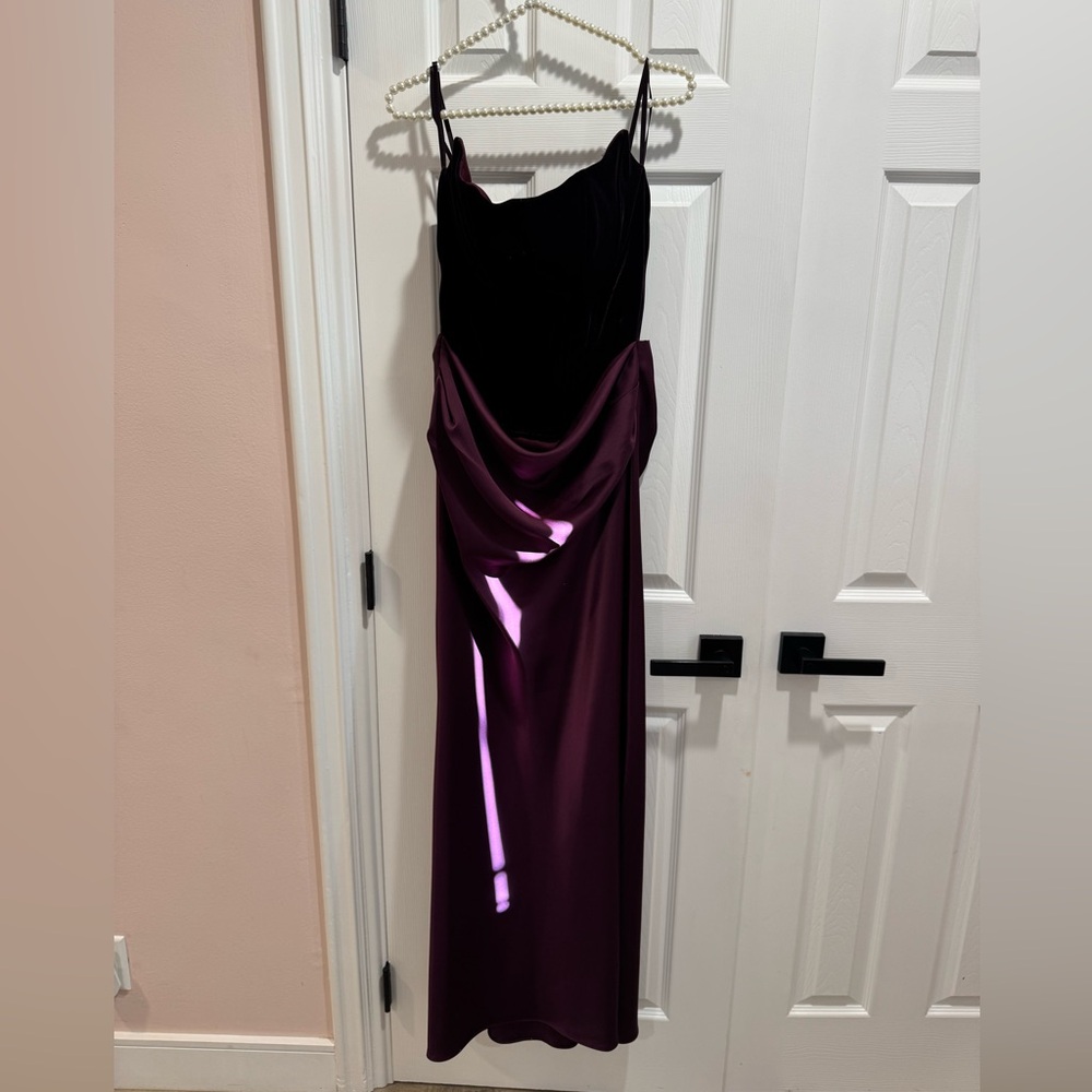 Betsy & Adam Strapless Purple Dress - Picture 4 of 10